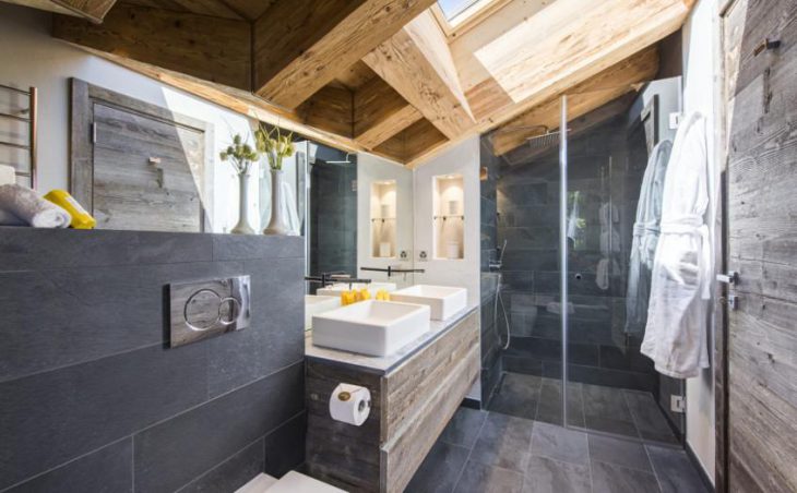 Chalet Mowgli, Verbier, Bathroom